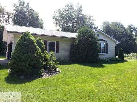 1746 E Hyde St, Saint Johns, MI 48879 photo 20