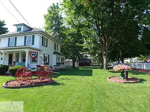1206 E Cavanaugh, Lansing, MI 48910 photo 2