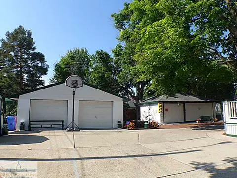 1206 E Cavanaugh, Lansing, MI 48910 photo 6