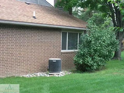 6007 Montevideo #D, Lansing, MI 48917 photo 12