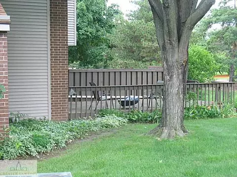 6007 Montevideo #D, Lansing, MI 48917 photo 13