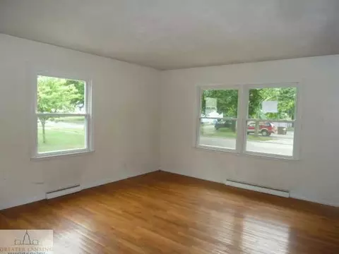 4108 Alpha St, Lansing, MI 48910 photo 3