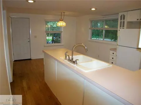 6294 Ridge, Haslett, MI 48840 photo 4
