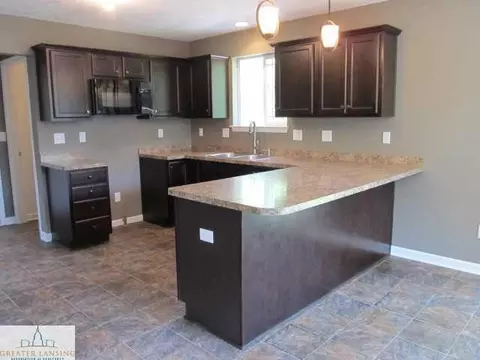 3120 Moccasin, Dewitt, MI 48820 photo 5