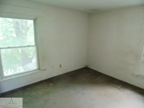 1908 Thompson St, Lansing, MI 48906 photo 17