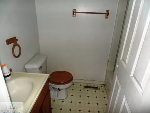 1908 Thompson St, Lansing, MI 48906 photo 11