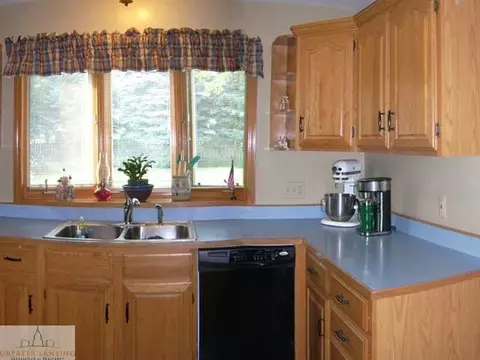 2576 Brookview Ln, Dewitt, MI 48820 photo 5