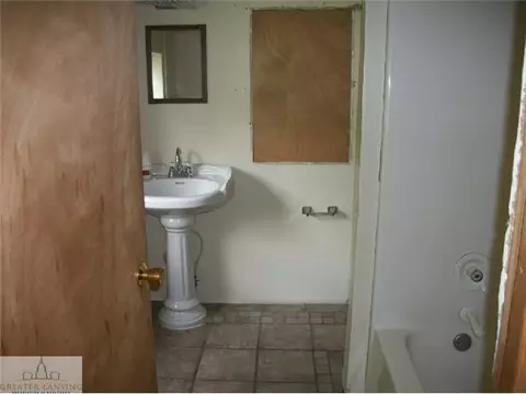 314 E Hodge Ave, Lansing, MI 48910 photo 8