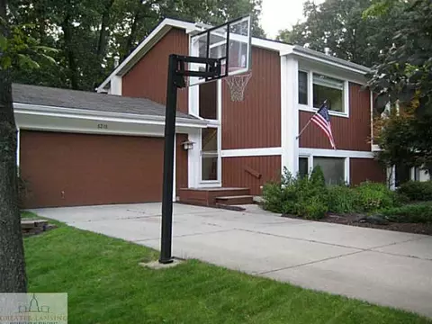 6215 Oakpark Trl, Haslett, MI 48840 photo 2