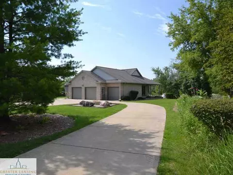 9538 Walnut, Dimondale, MI 48821 photo 2