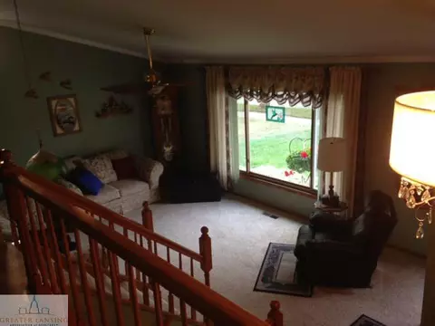 718 Kendon Dr, Lansing, MI 48910 photo 10