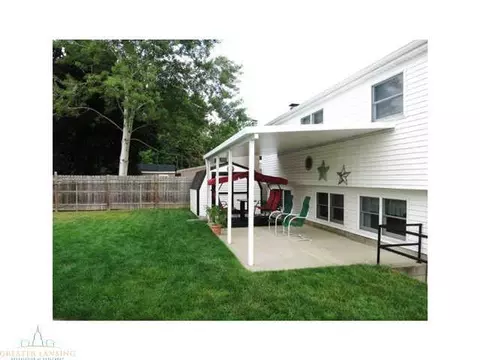 718 Kendon Dr, Lansing, MI 48910 photo 20