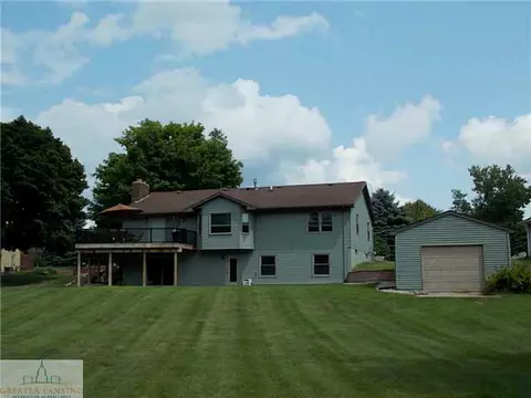 6371 Lansdown Dr, Dimondale, MI 48821 photo 2