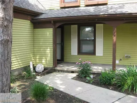 1776 Nemoke Trl, Haslett, MI 48840 photo 2