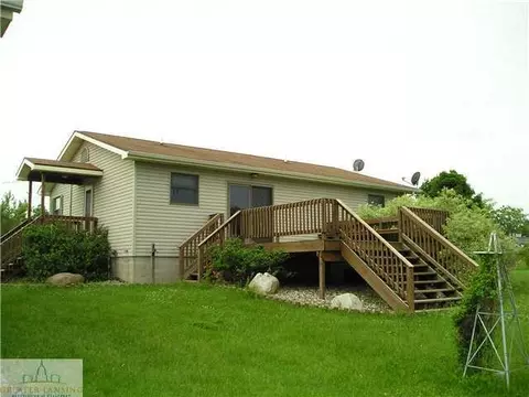 5577 E Taft St, Saint Johns, MI 48879 photo 1