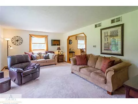 13810 Oakes Rd, Perry, MI 48872 photo 2