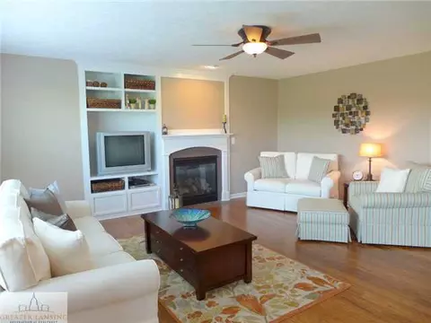 15075 Loxley Ln, Lansing, MI 48906 photo 14