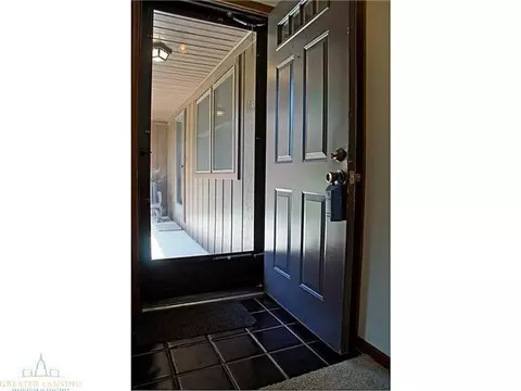 108 Manchester, Dewitt, MI 48820 photo 2