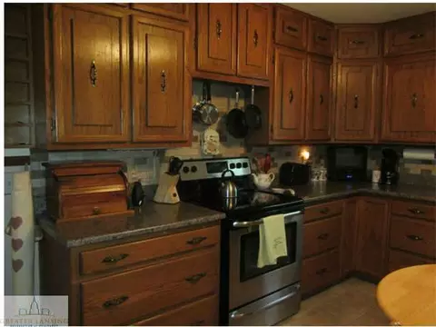 6942 E Cutler, Bath, MI 48808 photo 8