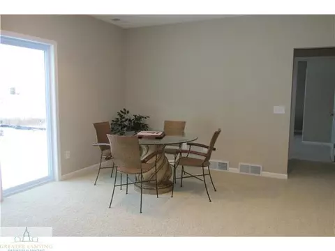 403 Snapdragon, Dewitt, MI 48820 photo 8