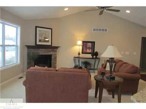 403 Snapdragon, Dewitt, MI 48820 photo 3