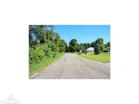 4431 Beeman Rd, Williamston, MI 48895 photo 3