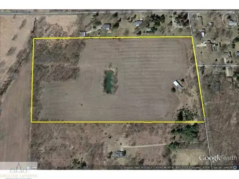 4431 Beeman Rd, Williamston, MI 48895 photo 1