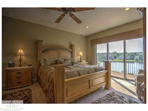 506 Shoreline Dr, Dewitt, MI 48820 photo 10