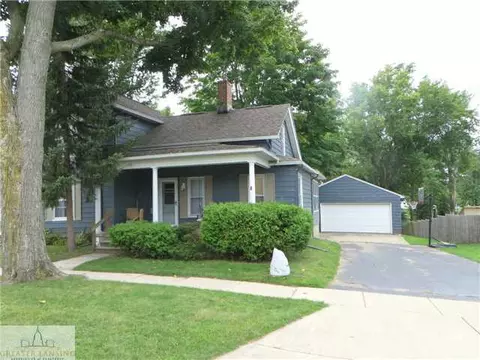 126 E Washington, Dimondale, MI 48821 photo 2