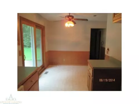 1651 E Webb Rd, Dewitt, MI 48820 photo 5
