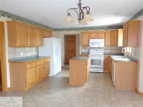 3363 Hidden Rdg, Dewitt, MI 48820 photo 12