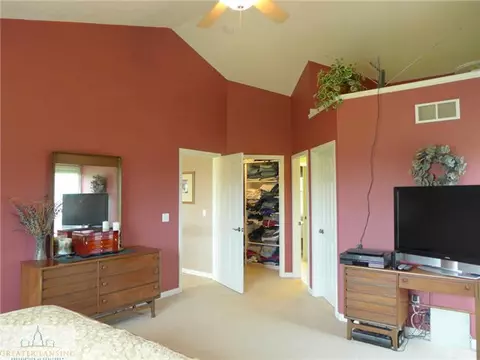 5593 E Price St, Saint Johns, MI 48879 photo 11