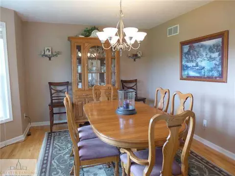 5593 E Price St, Saint Johns, MI 48879 photo 3