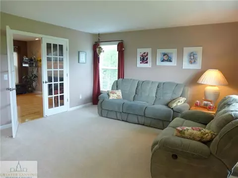 5593 E Price St, Saint Johns, MI 48879 photo 6