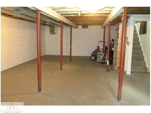 15440 Circle Dr, Bath, MI 48808 photo 19