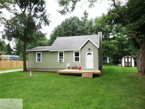 15440 Circle Dr, Bath, MI 48808 photo 1