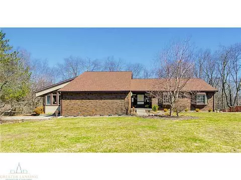 310 W Dill, Dewitt, MI 48820 photo 1