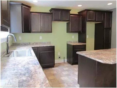 3100 Moccasin, Dewitt, MI 48820 photo 6