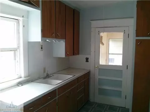 2012 Forest Ave, Lansing, MI 48910 photo 5