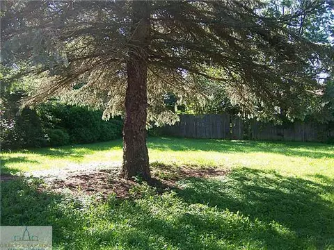 3721 Jerree St, Lansing, MI 48911 photo 6