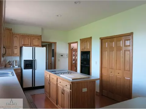 6568 W Howe Rd, Dewitt, MI 48820 photo 9