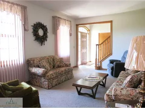 6568 W Howe Rd, Dewitt, MI 48820 photo 4