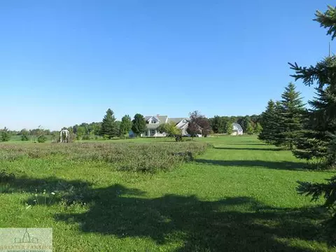 6568 W Howe Rd, Dewitt, MI 48820 photo 2