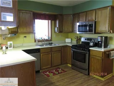 9611 Coleman, Haslett, MI 48840 photo 3