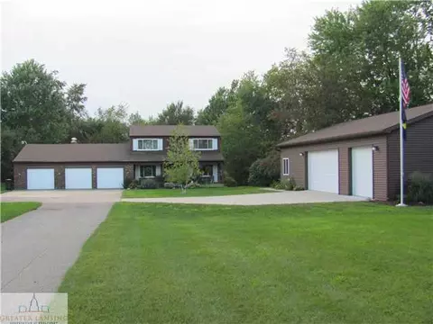 12086 S Grange Rd, Eagle, MI 48822 photo 1