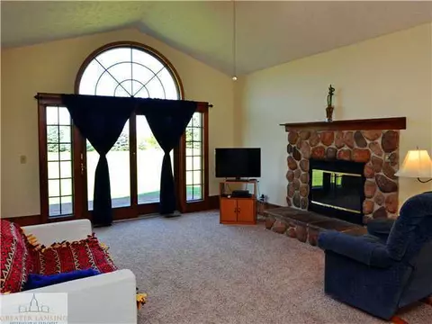 3018 S Dewitt Rd St, Saint Johns, MI 48879 photo 4