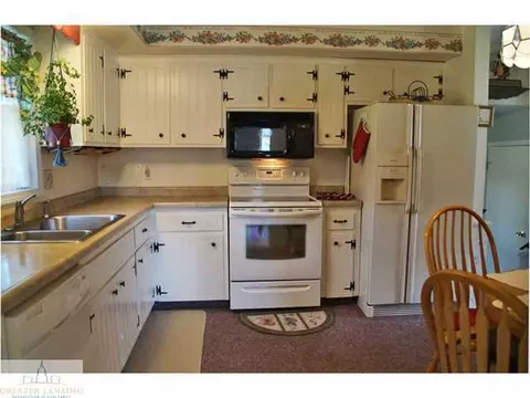 1807 Willowbrook, Lansing, MI 48917 photo 7