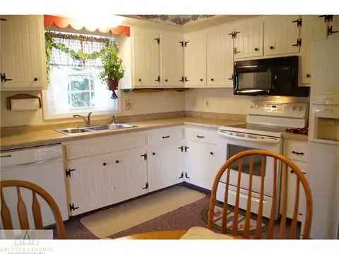 1807 Willowbrook, Lansing, MI 48917 photo 8