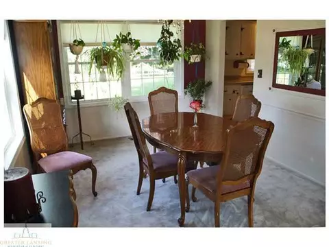 1807 Willowbrook, Lansing, MI 48917 photo 5