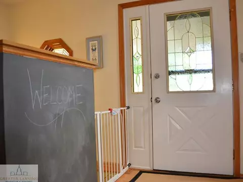 5740 Academic Way, Haslett, MI 48840 photo 9